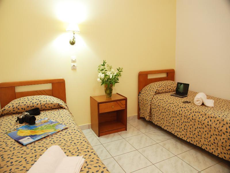Planos Apart Hotel 3* Plános
